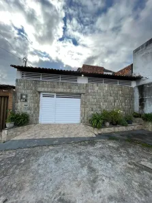 Casa com 4 Quartos à venda, 120m² no Santos Dumont, Aracaju