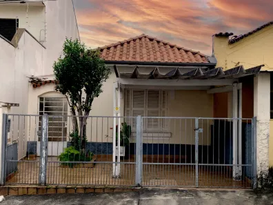 Casa com 2 Quartos à venda, 168m² no Chácara Santo Antônio (Zona Leste), São Paulo