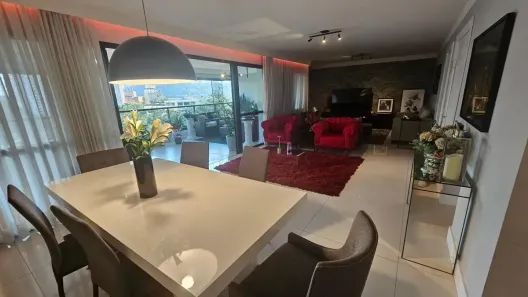 Apartamento com 3 Quartos para alugar, 210m² no Vila Cruzeiro, São Paulo