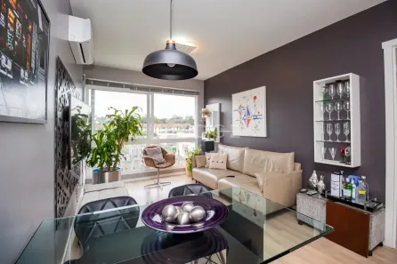 Apartamento com 2 Quartos à venda, 65m² no Passo da Areia, Porto Alegre