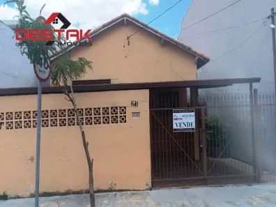 Casa com 3 Quartos à venda, 243m² no Vila Vianelo, Jundiaí