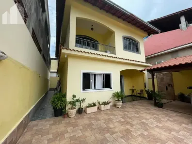 Casa com 4 Quartos à venda, 192m² no Moquetá, Nova Iguaçu