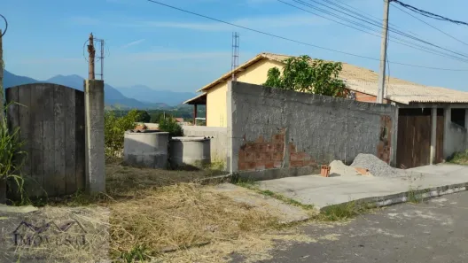 Lote/Terreno à venda, 360m² no Jacaroá, Maricá