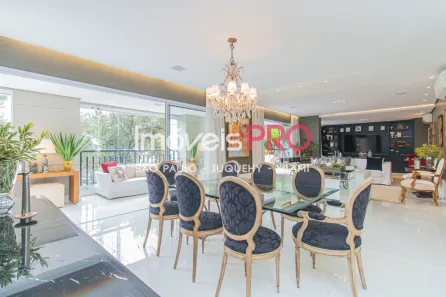 Apartamento com 3 Quartos para alugar, 236m² no Moema, São Paulo