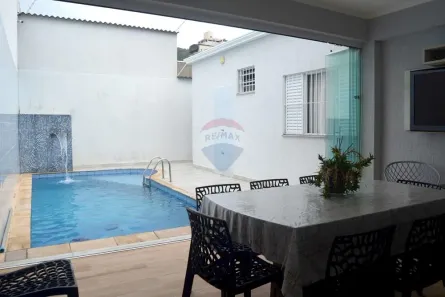 Casa com 3 Quartos à venda, 180m² no Canto do Forte, Praia Grande
