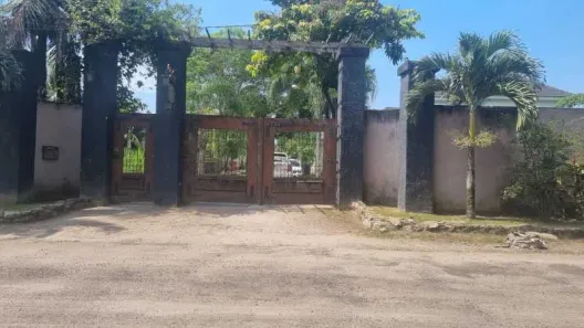 Lote/Terreno à venda, 180m² no Vargem Grande, Rio de Janeiro