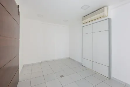 Ponto Comercial para alugar, 244m² no Vila Olímpia, São Paulo