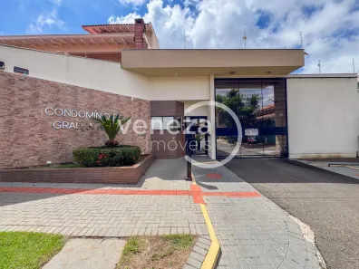 Casa com 3 Quartos à venda, 306m² no Residencial Santa Clara, Londrina