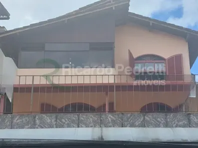 Casa de Condomínio com 3 Quartos à venda, 186m² no Loteamento Sitio Jacina, Nova Friburgo