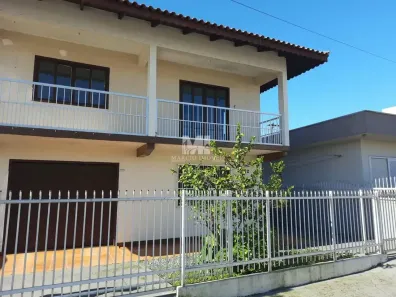 Sobrado com 4 Quartos para alugar, 220m² no Centro, Barra Velha