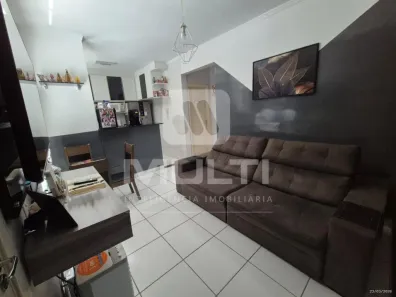 Apartamento com 2 Quartos à venda, 41m² no Chácaras Tubalina e Quartel, Uberlândia