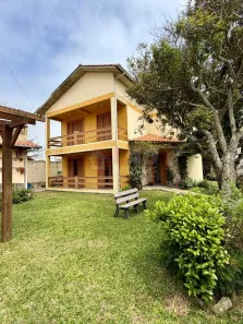 Casa com 3 Quartos à venda, 199m² no Centro, Balneário Arroio do Silva