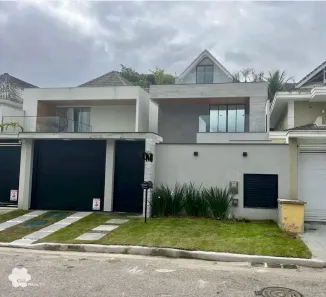 Casa de Condomínio com 3 Quartos à venda, 350m² no Recreio dos Bandeirantes, Rio de Janeiro