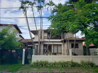 Casa com 5 Quartos à venda, 600m² no Piatã, Salvador