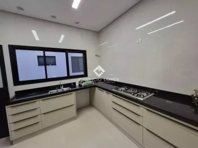 Casa de Condomínio com 3 Quartos para alugar, 140m² no Jardim Jacinto, Jacareí