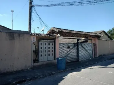 Casa com 2 Quartos à venda, 82m² no Brisa Mar, Itaguaí