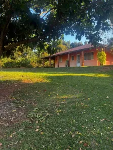 Fazenda/Sítio com 3 Quartos para alugar, 3000m² no Parque das Cascatas, Botucatu