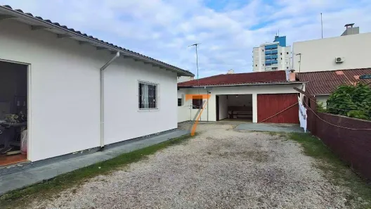 Casa com 1 Quarto à venda, 130m² no Centro, Biguaçu