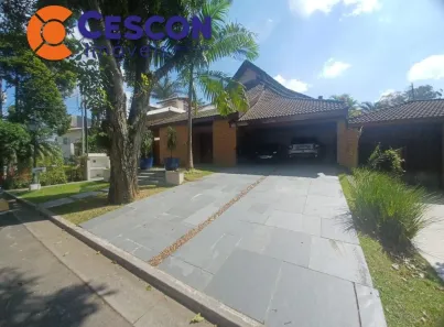 Sobrado com 3 Quartos para alugar, 390m² no Residencial Morada dos Pássaros-Aldeia da Serra, Barueri