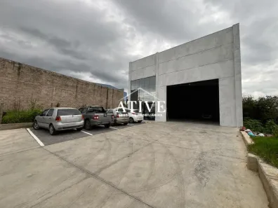 Galpão/Depósito/Armazém para alugar, 300m² no Passo das Pedras, Gravataí