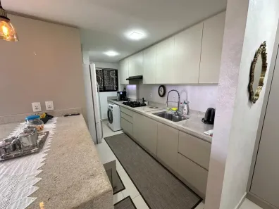 Apartamento com 3 Quartos à venda, 90m² no Centro, Camboriú