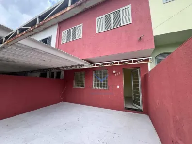 Casa com 3 Quartos para alugar, 113m² no Vila Louricilda, Americana