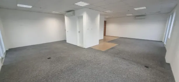 Sala Comercial para alugar, 164m² no Vila Gertrudes, São Paulo