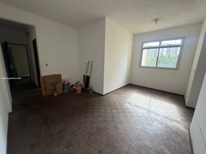 Apartamento com 2 quartos — Ipiranga, Belo Horizonte