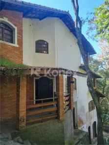 Sobrado com 4 Quartos à venda, 321m² no Jundiaizinho (Terra Preta), Mairiporã