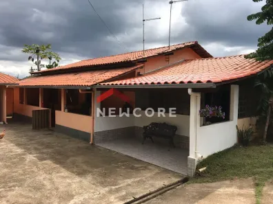 Fazenda/Sítio com 5 Quartos à venda, 11000m² no , Raposos