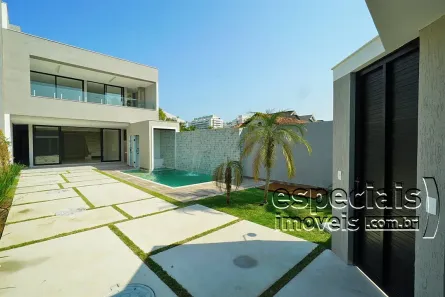 Casa de Condomínio com 4 Quartos à venda, 360m² no Barra da Tijuca, Rio de Janeiro
