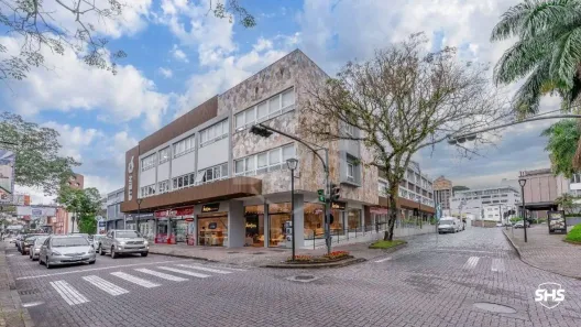 Sala Comercial para alugar, 333m² no Centro, Blumenau