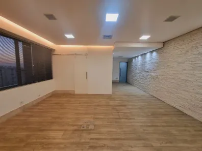 Sala Comercial para alugar, 155m² no Itaim Bibi, São Paulo