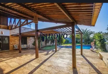 Casa com 4 Quartos à venda, 390m² no Candelária, Natal