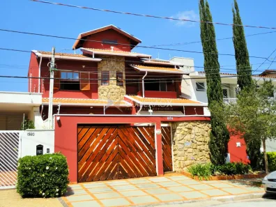 Sobrado com 4 Quartos à venda, 262m² no Jardim São Carlos, Campinas