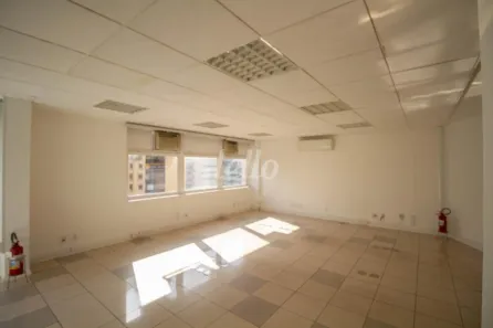 Sala Comercial para alugar, 120m² no Santa Cecília, São Paulo