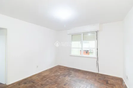 Apartamento com 3 Quartos para alugar, 80m² no Cristal, Porto Alegre