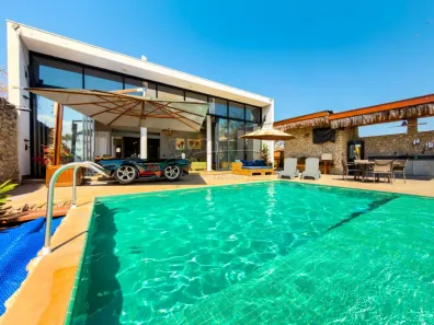 Casa de Condomínio com 4 Quartos à venda, 260m² no , Delfinópolis