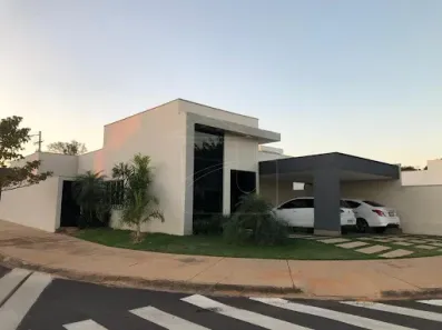 Casa com 3 Quartos à venda, 180m² no Jardim Riviera, Marília