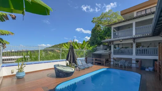Casa com 5 Quartos à venda, 420m² no Praia da Costa, Vila Velha