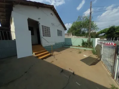 Casa com 2 Quartos à venda, 222m² no Jardim São Carlos, São Carlos
