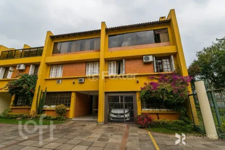 Casa de Condomínio com 3 Quartos à venda, 117m² no Medianeira, Porto Alegre