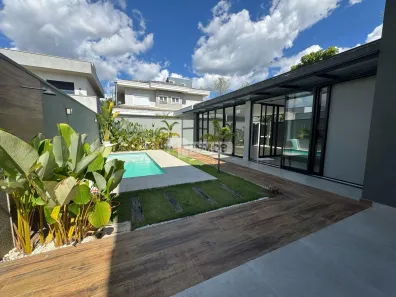 Casa de Condomínio com 3 Quartos à venda, 240m² no Piracangaguá, Taubaté