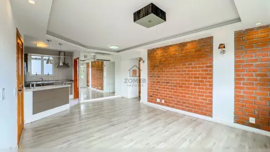Apartamento com 2 Quartos à venda, 74m² no Vila Ipiranga, Porto Alegre