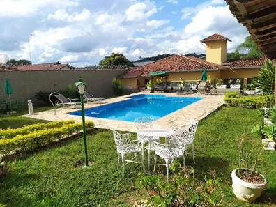 Imóvel Comercial com 10 Quartos à venda, 500m² no Fernão Dias, Esmeraldas