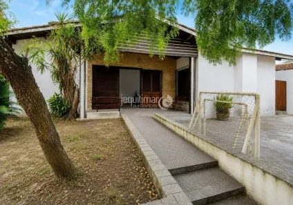 Casa com 3 Quartos à venda, 168m² no Enseada, Guarujá
