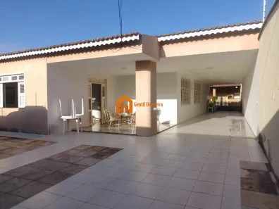 Casa com 4 Quartos à venda, 244m² no Jardim das Oliveiras, Fortaleza