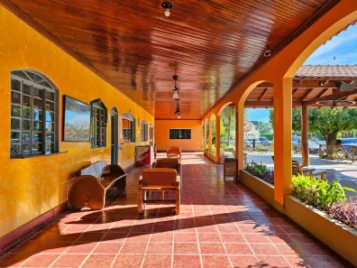 Imóvel Comercial com 30 Quartos à venda, 8187m² no Centro, Miranda