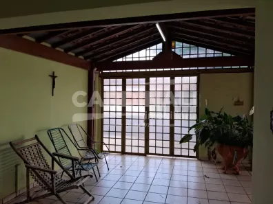 Casa com 3 Quartos à venda, 256m² no Jardim Adalgisa, Araraquara