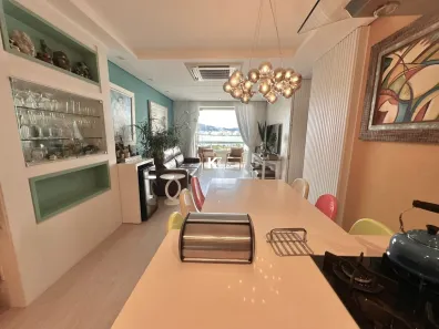 Apartamento com 3 Quartos à venda, 88m² no Balneário, Florianópolis